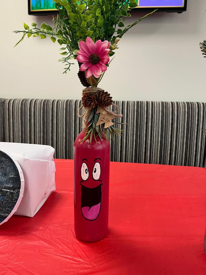 Decorative vase artwork by Vidhi Shah